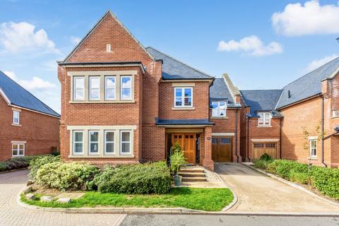 5 bedroom detached house for sale, Butterwick Way, Welwyn, Hertfordshire, AL6