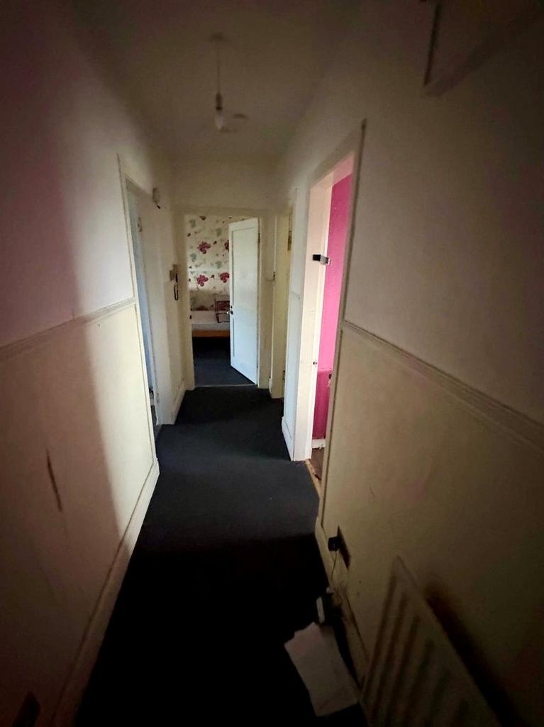 Apartment in Glasgow - More