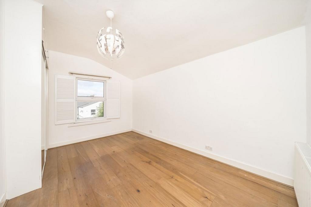 Apartment in London - View 5
