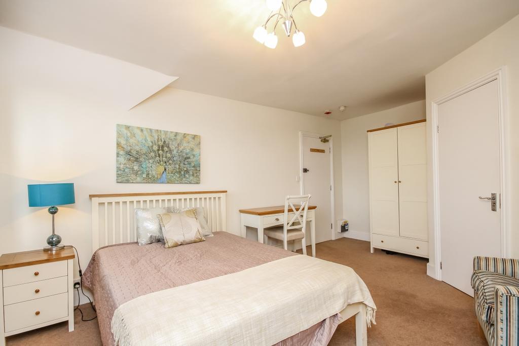 Apartment in Oxford - View 5