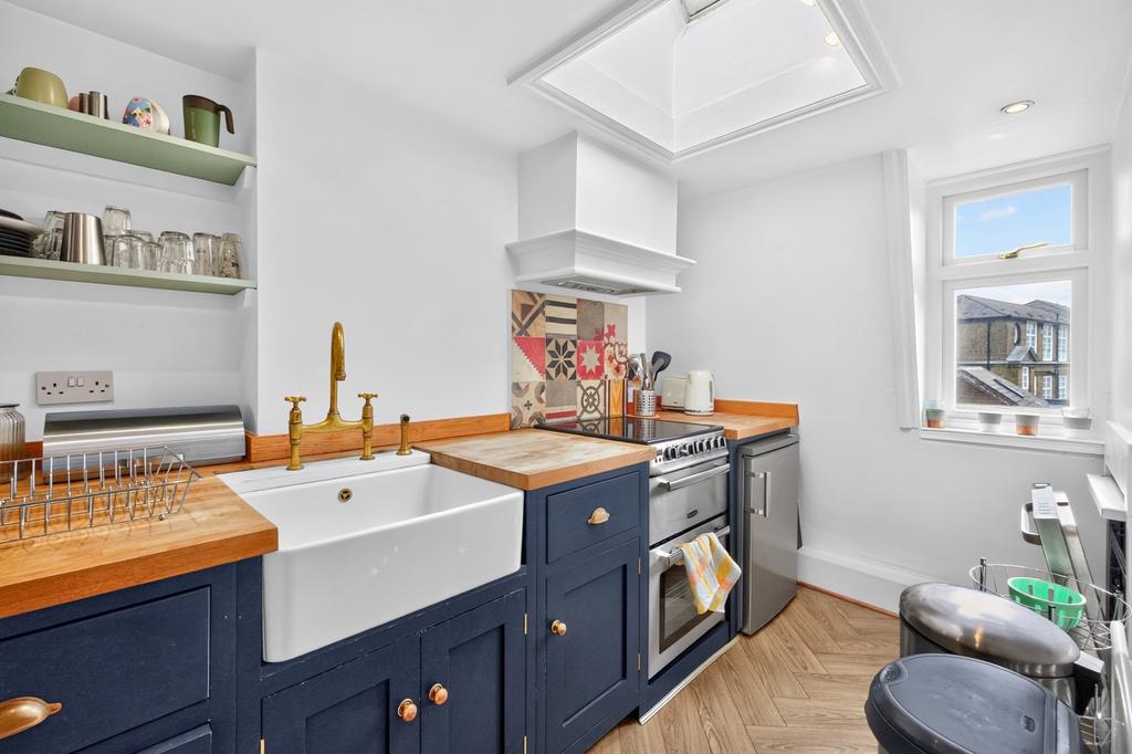 Apartment in London - View 2
