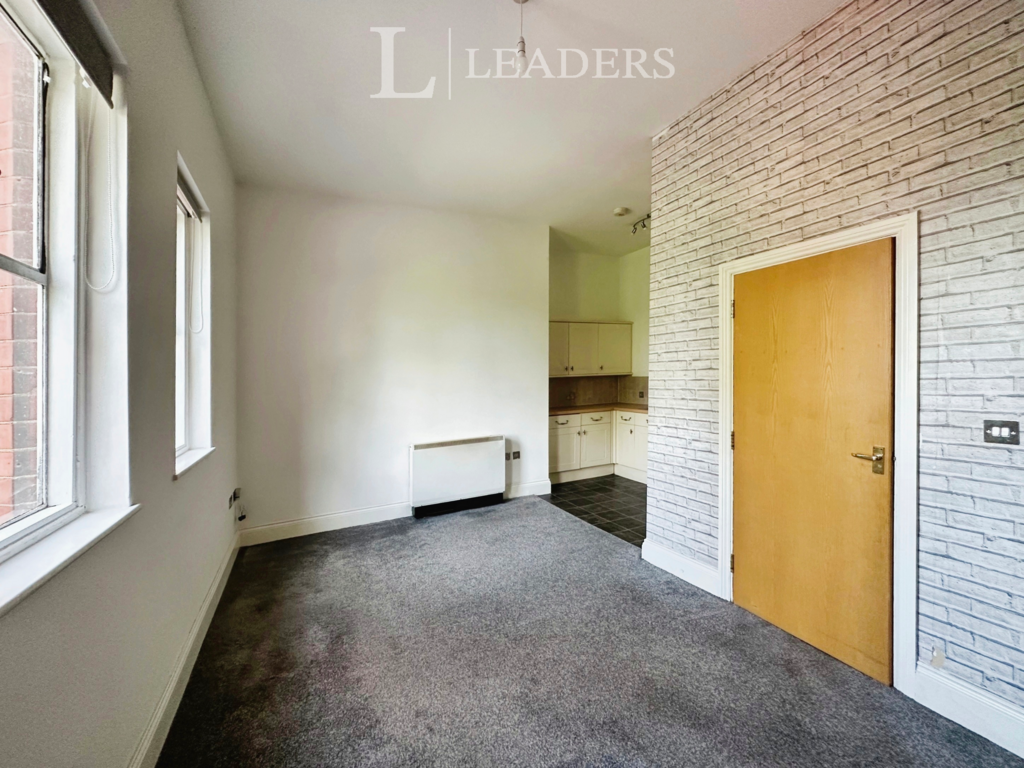 Apartment in Grosvenor Gate - View 2