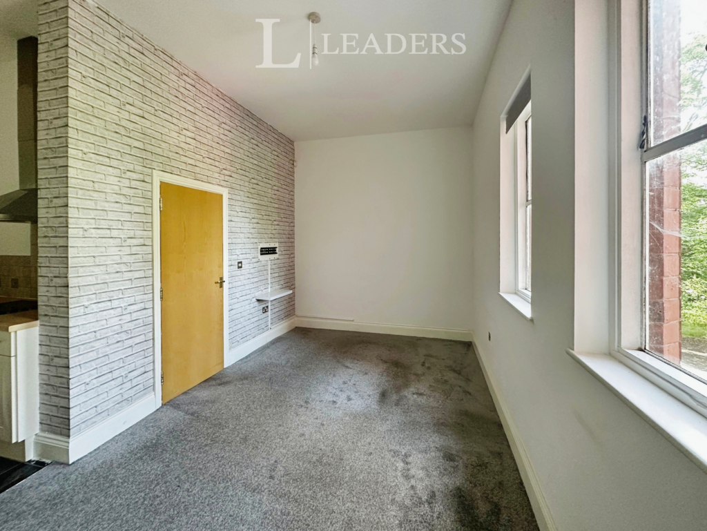 Apartment in Grosvenor Gate - View 4