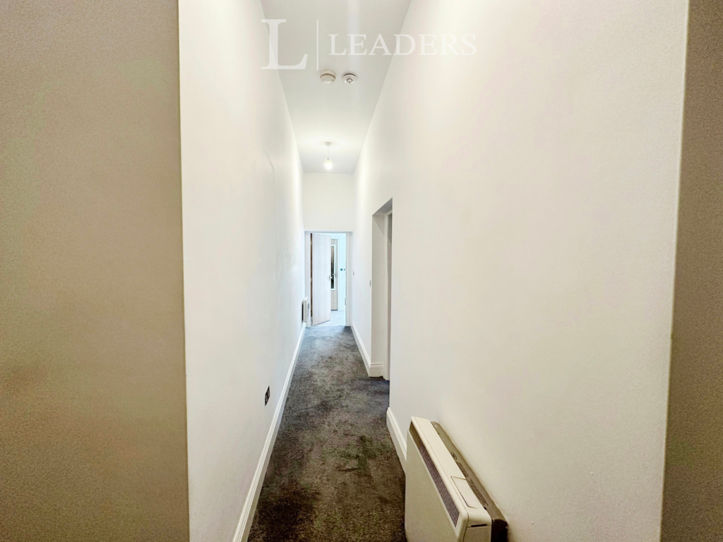 Apartment in Grosvenor Gate - View 5