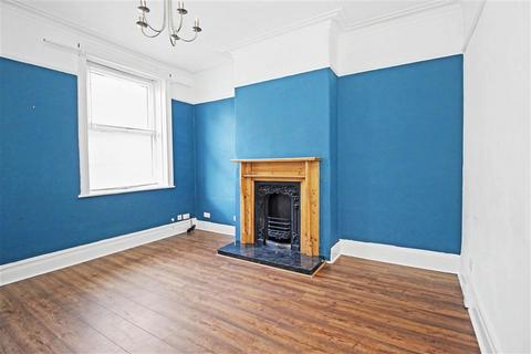 2 bedroom terraced house for sale, Ryecroft Street, OSSETT