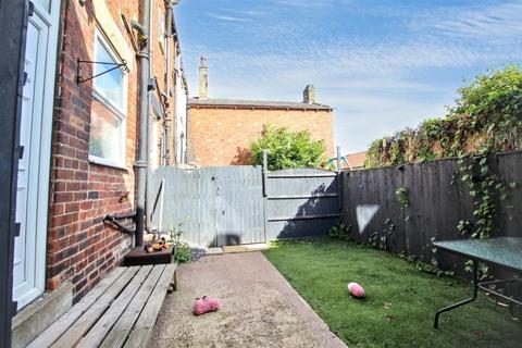 2 bedroom terraced house for sale, Ryecroft Street, OSSETT
