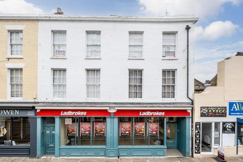 2 bedroom flat for sale, Windmill Street, Gravesend