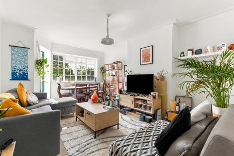 2 bedroom apartment for sale, Ealing Village, London, W5