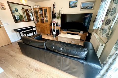 2 bedroom end of terrace house for sale, Manor Farm Road, St. Austell PL26