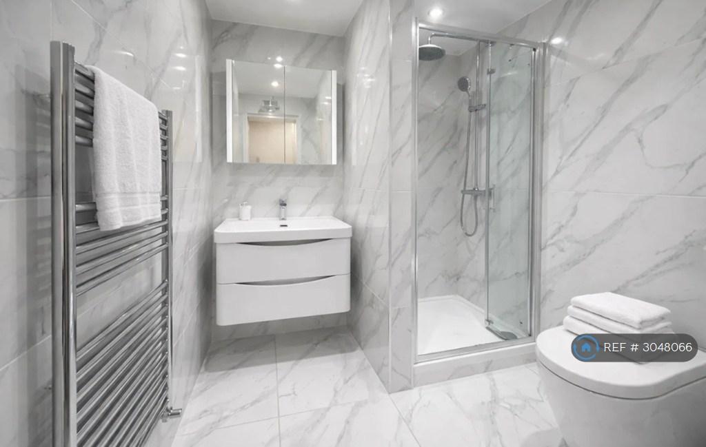 Apartment in London - More