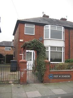 3 bedroom semi-detached house to rent, Scott Road, Droylsden, M43