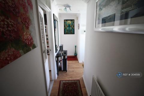 1 bedroom flat to rent, Figtree Hill, Hemel Hempstead, HP2