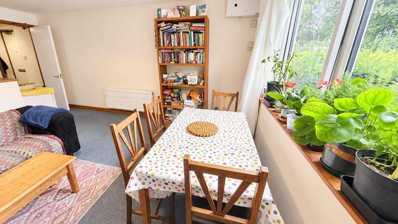 Apartment in Cambridge - View 4