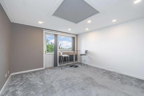 2 bedroom flat for sale, Seafield View, Kirkcaldy