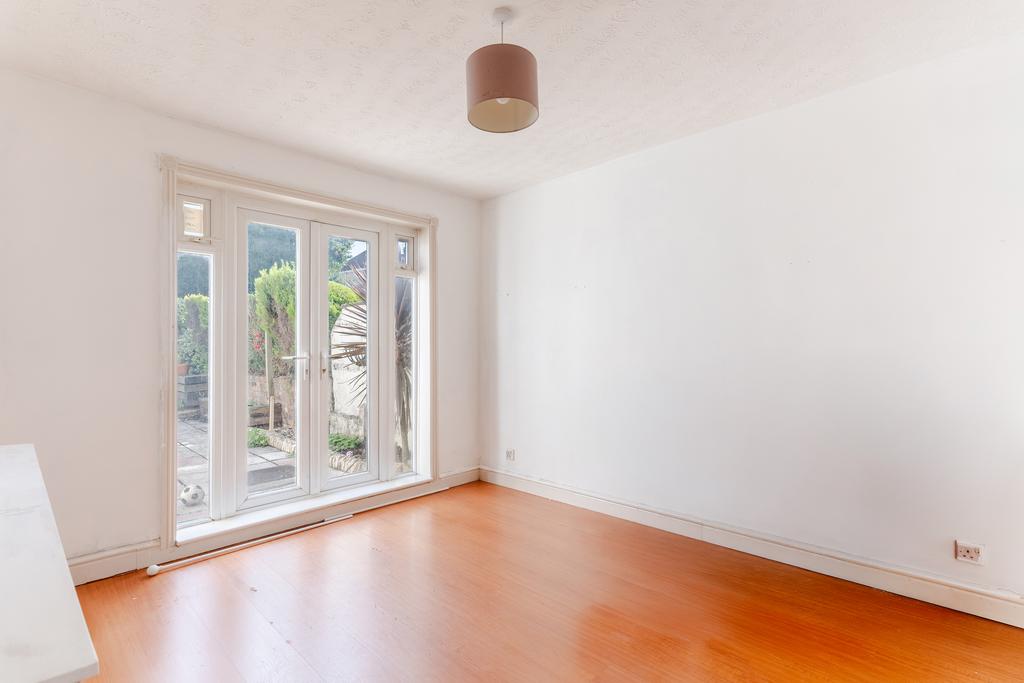 House in Bristol, Hillfields, Fishponds - More