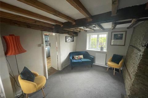 2 bedroom end of terrace house for sale, Buckingham Road, Oxfordshire MK18