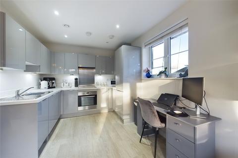 1 bedroom flat for sale, Hurst Avenue, Blackwater, Camberley, Hampshire, GU17
