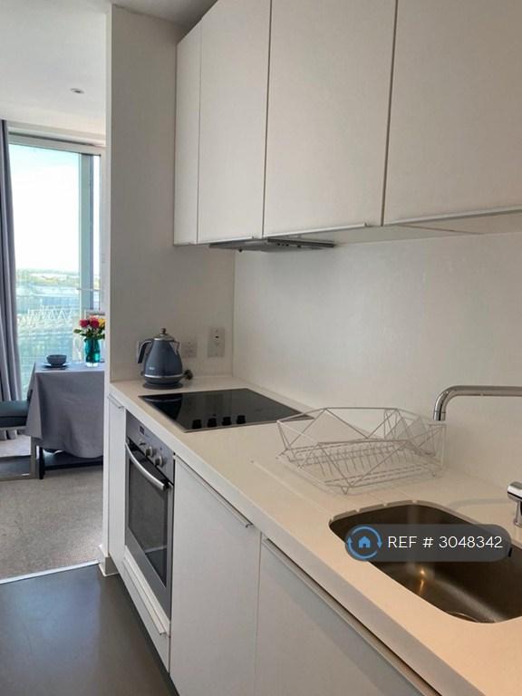 Apartment in Birmingham, West Midlands - View 5