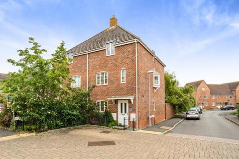 3 bedroom semi-detached house for sale, Otter Row, Swindon