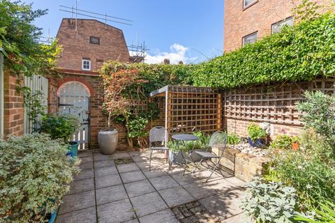 4 bedroom end of terrace house for sale, Black Lion Lane, London, W6