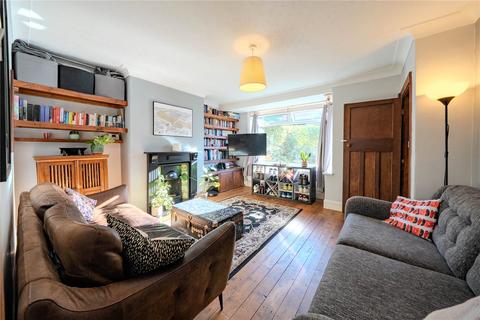 3 bedroom semi-detached house for sale, Woodside Place, Leeds, West Yorkshire