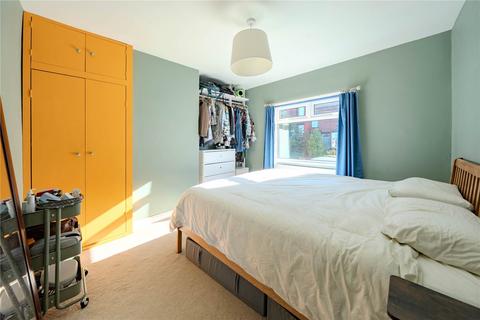 3 bedroom semi-detached house for sale, Woodside Place, Leeds, West Yorkshire