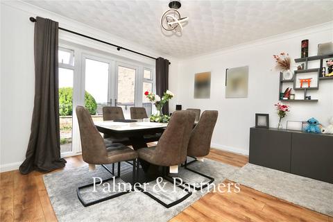 3 bedroom bungalow for sale, Furness Close, Ipswich, Suffolk, IP2