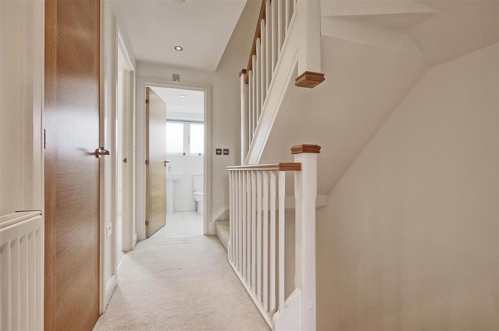 House in Cambridge - More
