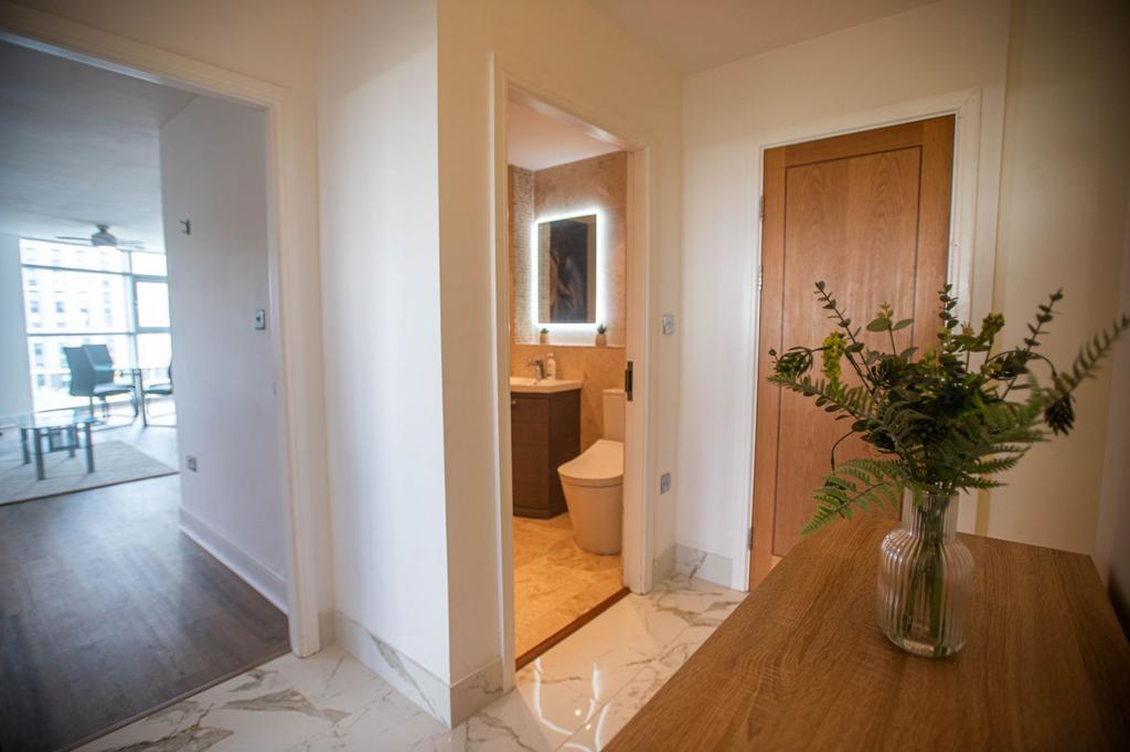 Apartment in Cardiff - View 5