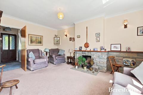 4 bedroom semi-detached house for sale, Nursery Road, Hook End, CM15