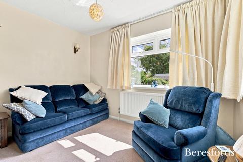 4 bedroom semi-detached house for sale, Nursery Road, Hook End, CM15