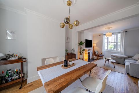 2 bedroom terraced house for sale, Calvert Road, Greenwich