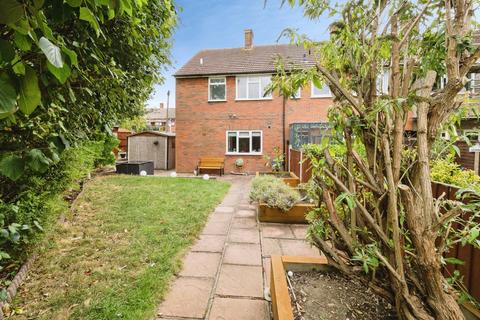 2 bedroom end of terrace house for sale, Manford Way, Chigwell, Essex, IG7