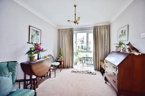 3 bedroom semi-detached house for sale, Beverley Crescent, Tonbridge, Kent, TN9