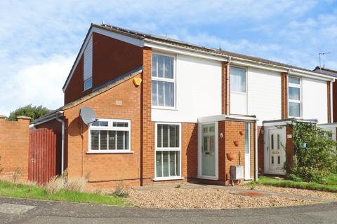 2 bedroom end of terrace house for sale, Rose Close, Rothwell, KETTERING