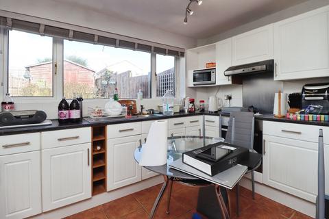 2 bedroom end of terrace house for sale, Rose Close, Rothwell, KETTERING