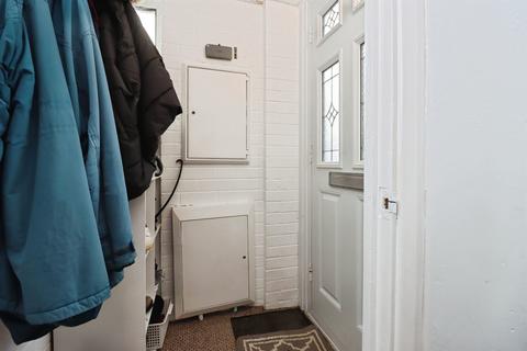 2 bedroom end of terrace house for sale, Rose Close, Rothwell, KETTERING