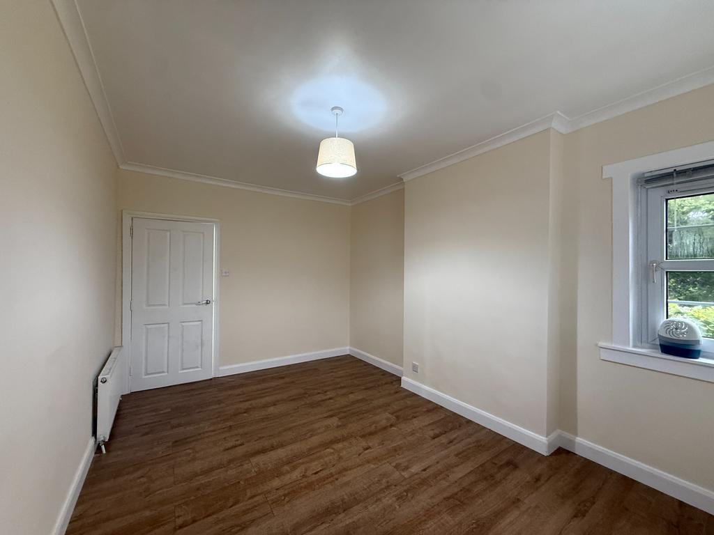 Apartment in Bearsden - View 5