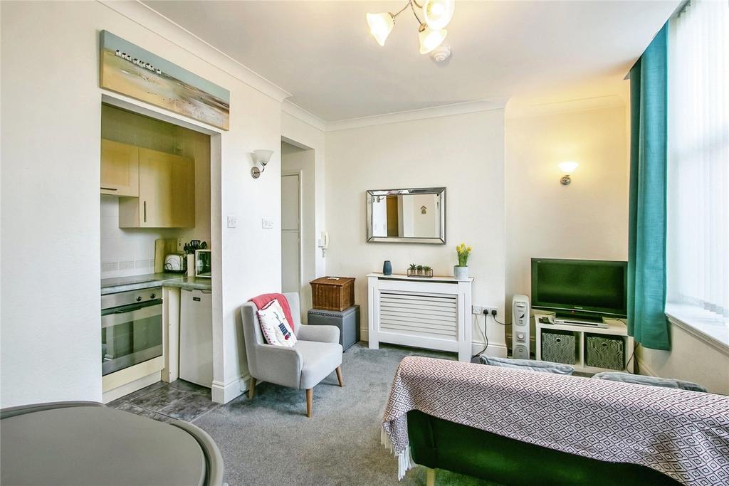 Apartment in Bournemouth - View 4