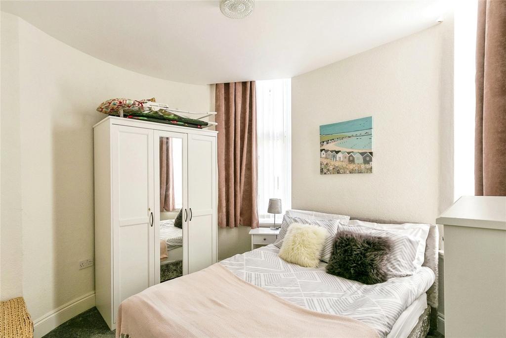 Apartment in Bournemouth - More