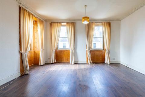 1 bedroom flat for sale, North Methven Street, Perth