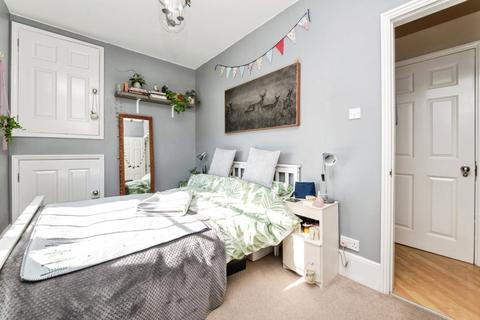 1 bedroom flat for sale, Fore Street, Exeter, Devon, EX4