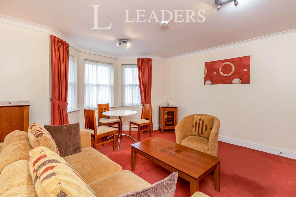 Apartment in Cambridge - View 4