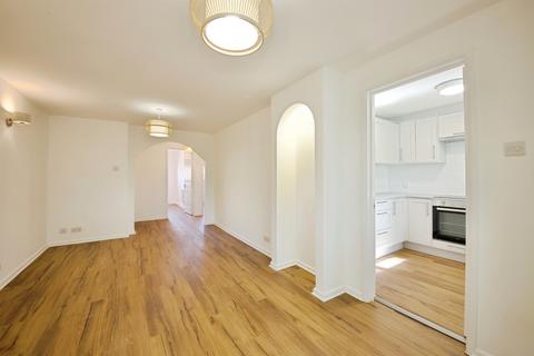 2 bedroom flat for sale, Waterside Close, Barking