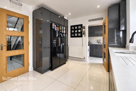 4 bedroom detached house for sale, Keats Drive, Rode Heath