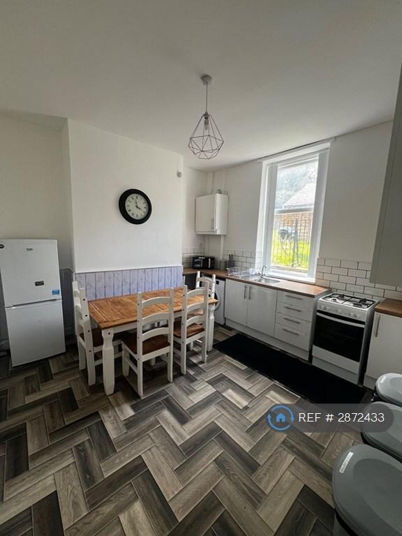 House in Sheffield, South Yorkshire - View 3