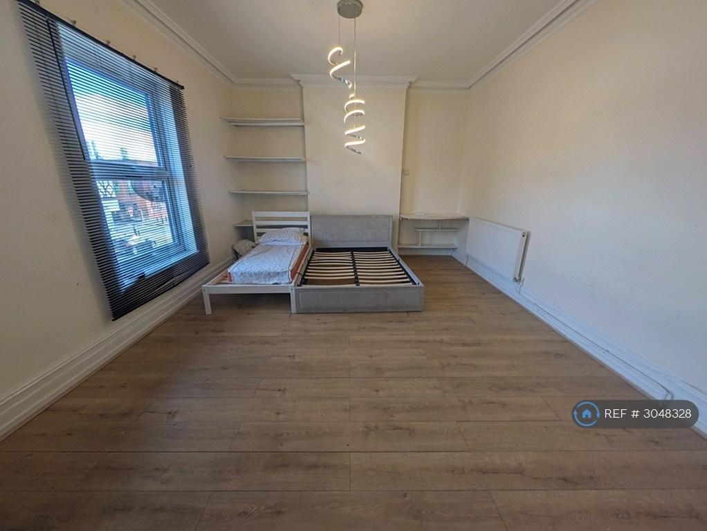 Apartment in Leicester - View 2