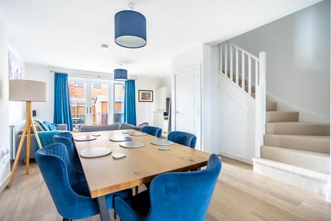 3 bedroom end of terrace house for sale, Rowntree Way, York