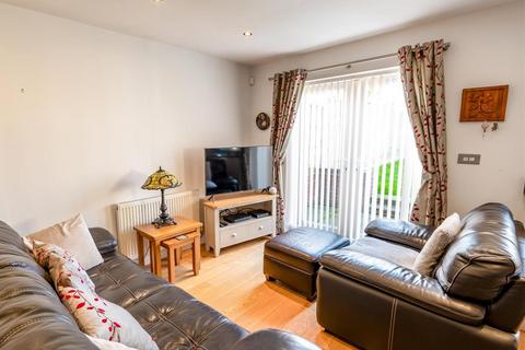 3 bedroom detached bungalow to rent, Everetts Close, Tickhill, Doncaster