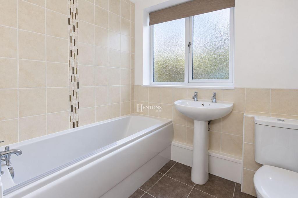 Apartment in Cardiff, Cyncoed - More